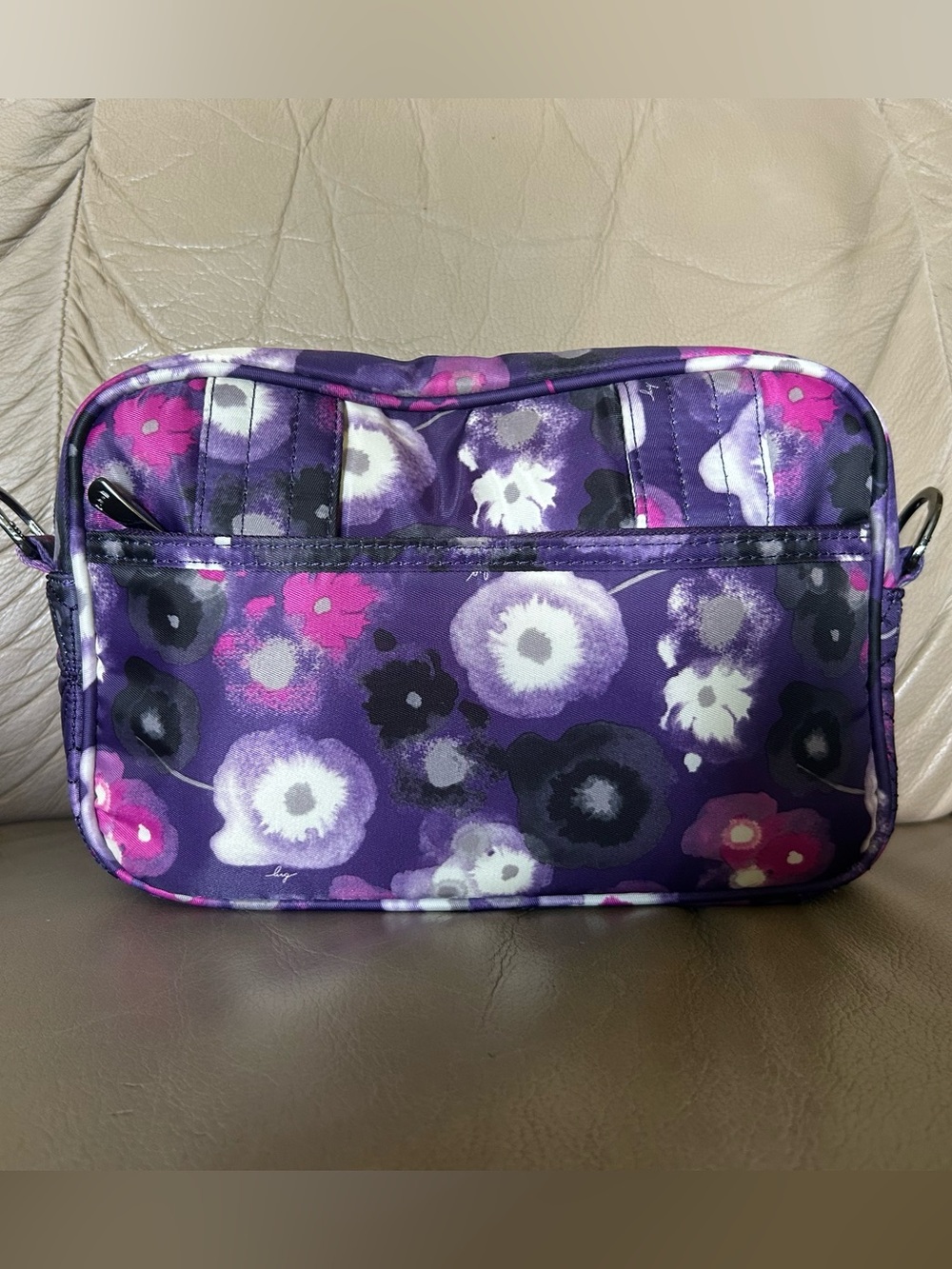 Lug Carousel Watercolor Purple Crossbody Belt Bag EUC - Picture 5 of 15